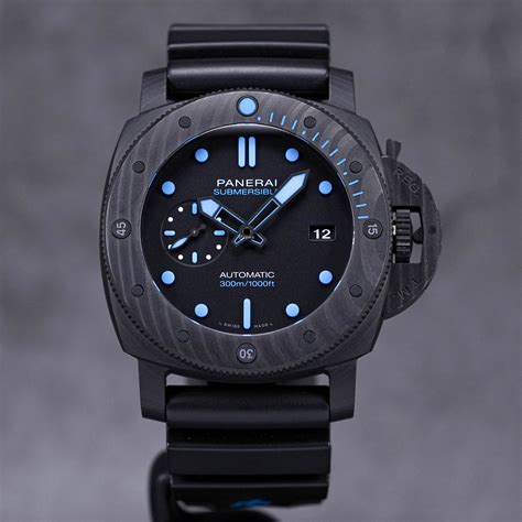 panerai luminor submersible carbotech pam 1616|panerai submersible 47mm.